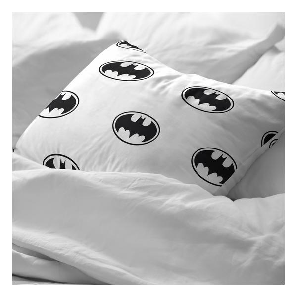 FUNDA DE ALMOHADA 100% ALGODÓN MODELO BATMAN BASIC DE 50X80CM.