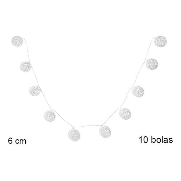 TIRA DE LUCES LED 10 BOLAS 6CM 2AA